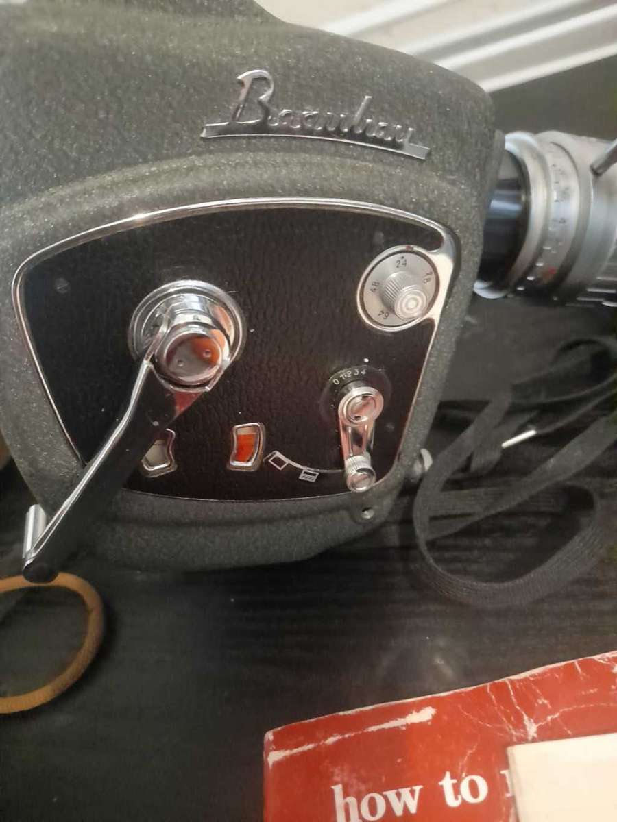 Vintage film camera  as is bargain box