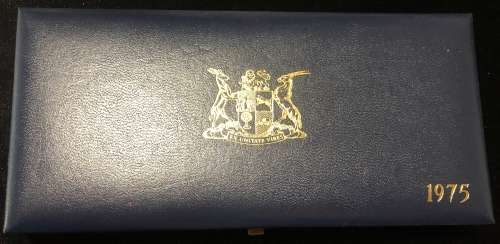 1975 Short Proof Set With silver R1 .