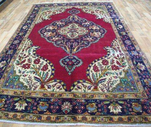 PERSIAN CARPET
