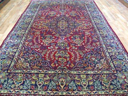 PERSIAN & ORIENTAL RUGS & CARPETS