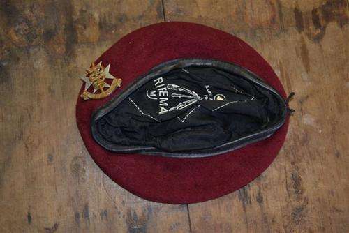 South African Medical corps Beret and badge.