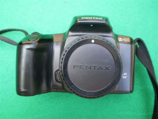 Pentax Z-20 35mm camera