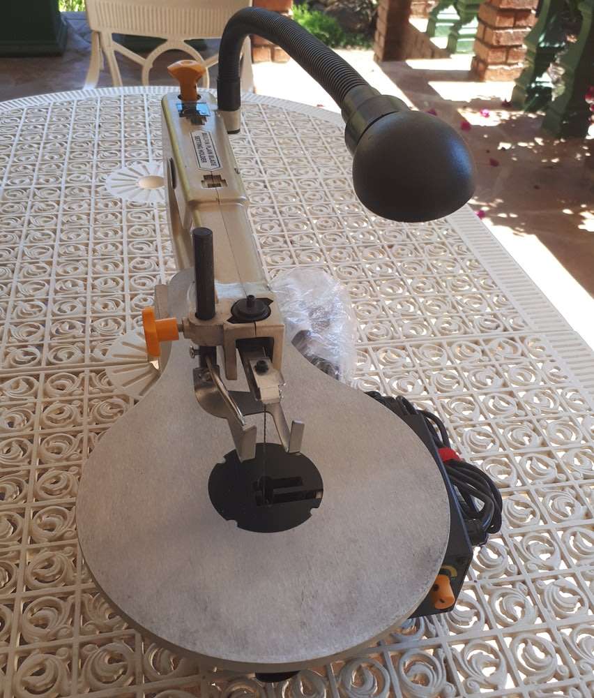 RYOBI 405mm Scroll Saw - FREE SHIPPING