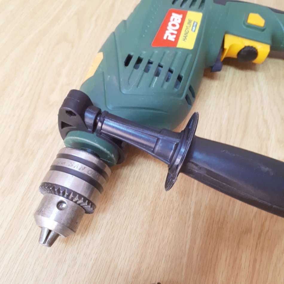 RYOBI 710 W Impact Drill (boxed) + Extras