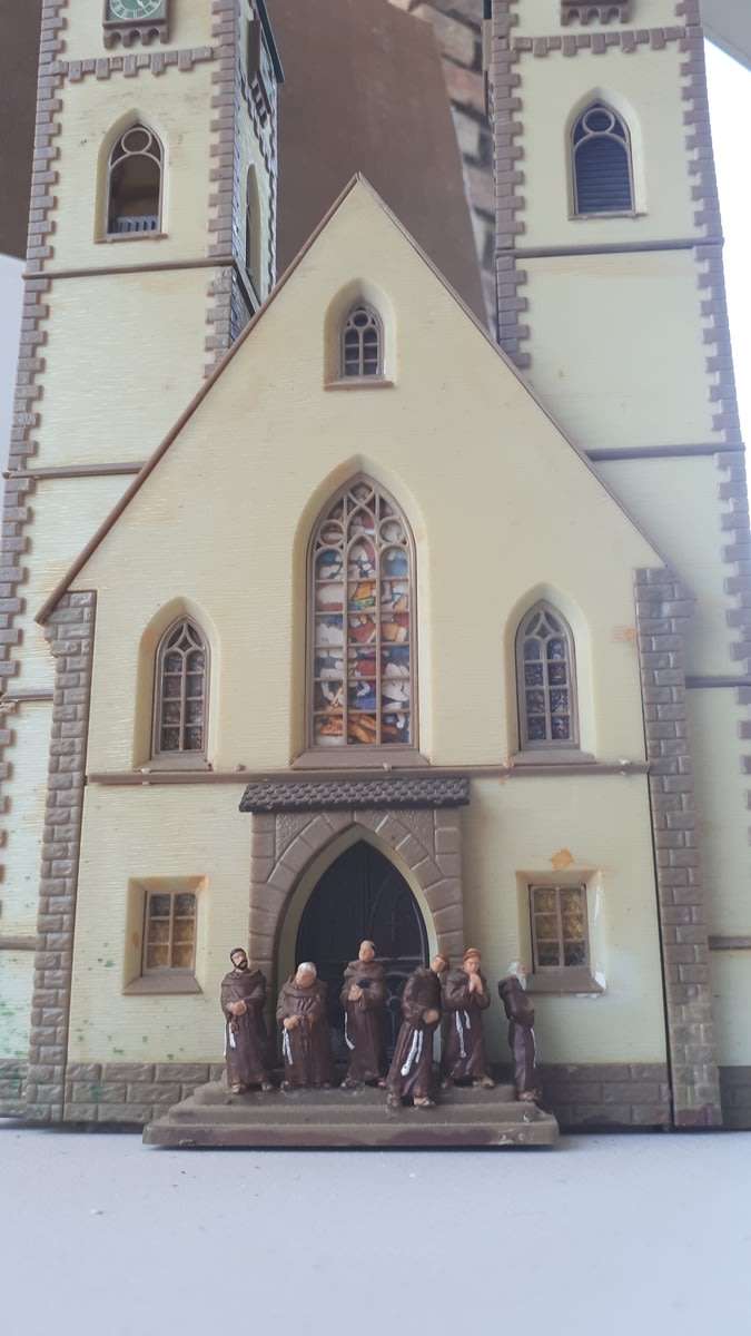 FALLER European cathedral HO Scale - Vintage
