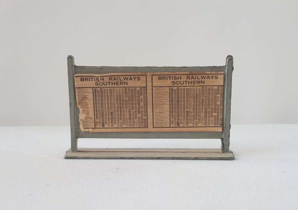 Vintange British Railways station list board HO Scale