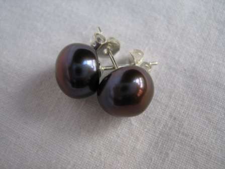 9 x 6 mm Black freshwater pearl and sterling silver earrings