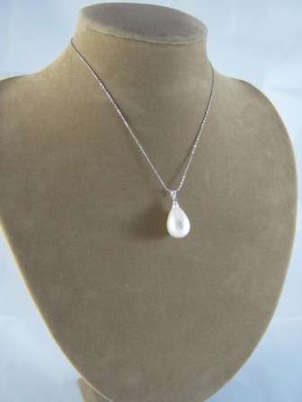 White South Sea Shell Drip Pendant with 18ct white gold plated chain