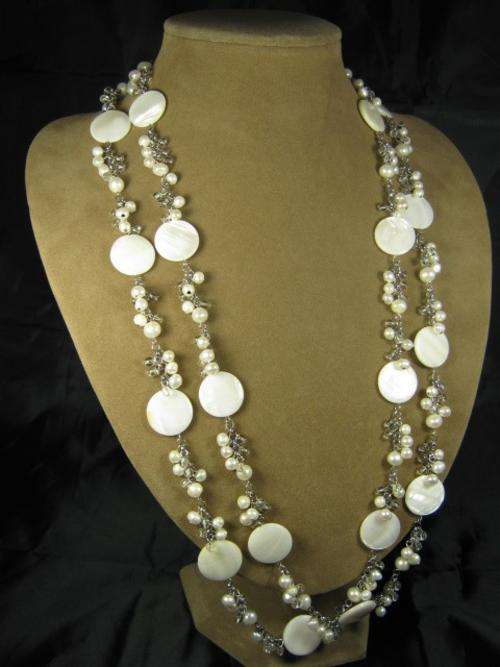Mother of Pearl & white freshwater pearl necklace