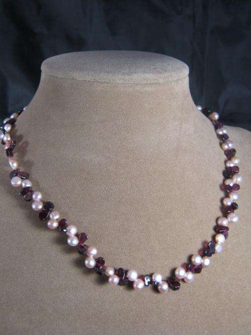 Garnet & genuine lavender freshwater pearl necklace
