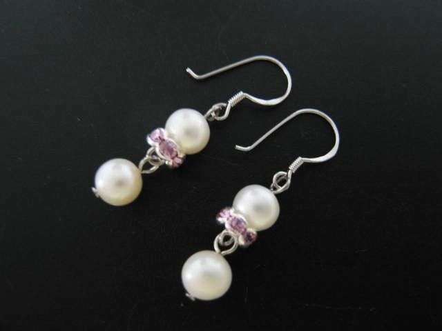 White Freshwater pearl and crystal earrings