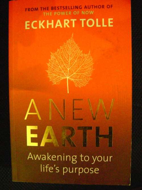 A New Earth - Eckhart Tolle
