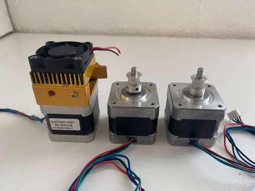 3D Printer Parts Kit - 2x Nema Motors + Extruder + Hot Ends + Nozzel... - New and Used Parts