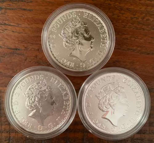 3 x Britannia 1oz Pure Fine Silver Bullion Coins in Capsule