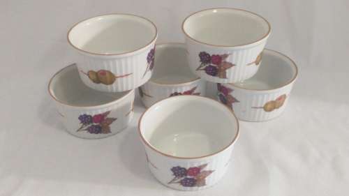 6 piece Royal Worcester Evesham pattern Souffle ramekins c. 1959