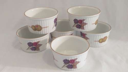 6 piece Royal Worcester Evesham pattern Souffle ramekins c. 1959