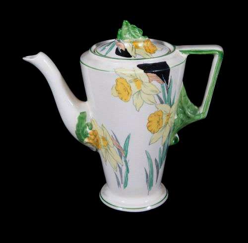 A Burleighware Art Deco-style Zenith-shape Daffodil Pattern Mocha Pot & finialled Cover circa 1930s
