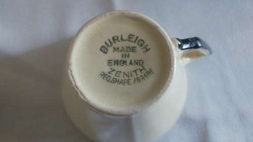 Handpainted Burleighware Art Deco Lupin pattern serving dish and 3 tea cups