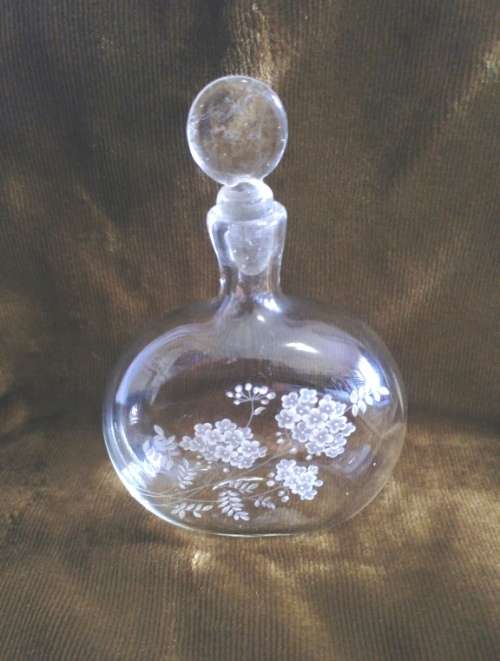 Delicate Venetian Glass perfume bottle from Venice, Italy c 1982 Handcrafted