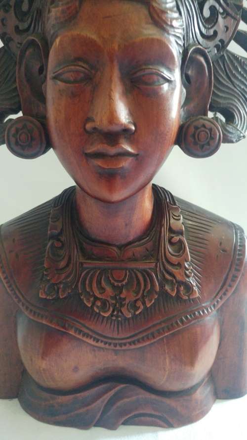 Large Hand carved Indonesian Teak bust/sculpture of a woman in traditional dress