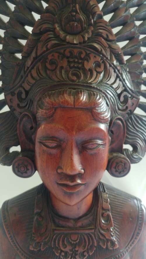 Large Hand carved Indonesian Teak bust/sculpture of a woman in traditional dress