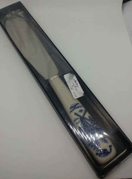 Lovely blue Dutch serving knife in original box