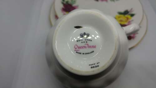 Beautiful Queen Anne red Rose fine bone China Tea Trio