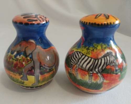 Decorative Blue and white ceramic plates 15-piece collection including salt and pepper handpainted