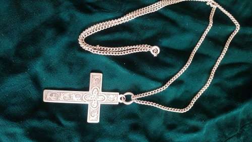 Beautiful large extra length sterling Silver cross pendant and chain