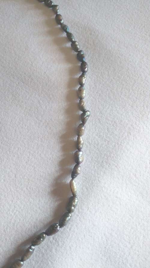 Beautiful Freshwater pearl and silver necklace