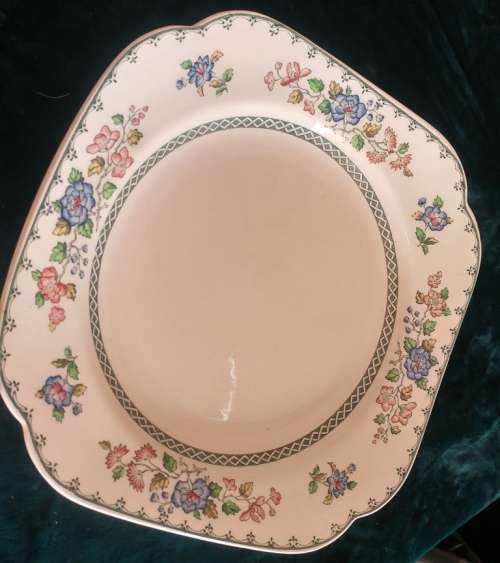 Beautiful Copeland Spode Royal Jasmine Cake or sandwich plate and 9 extras