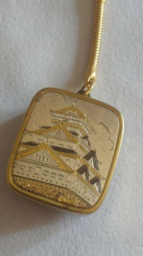 Decorative Musical Japanese gold wind-up music box keychain