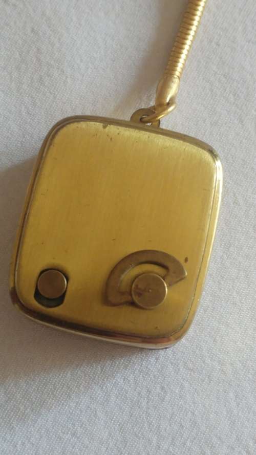 Decorative Musical Japanese gold wind-up music box keychain