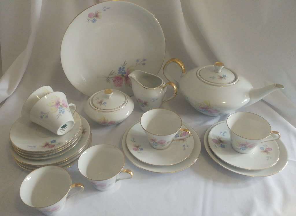Lovely hand painted Bavaria Buhler/Wilhelmina Porcelain Tea set
