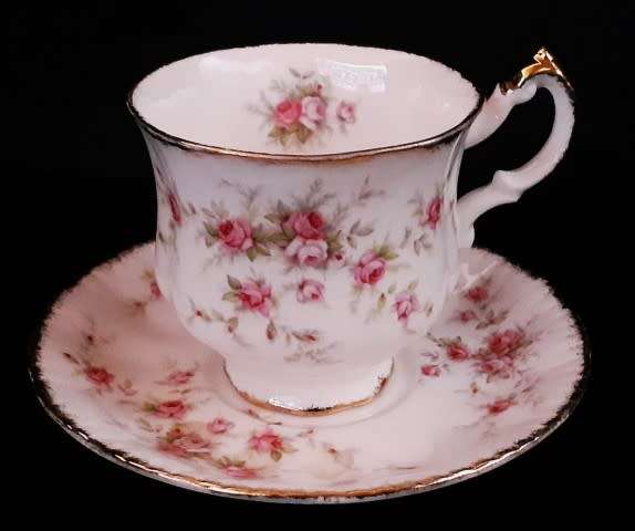 A Paragon Bone China Victoriana Rose pattern 6 Mocha demitasse coffee Duos