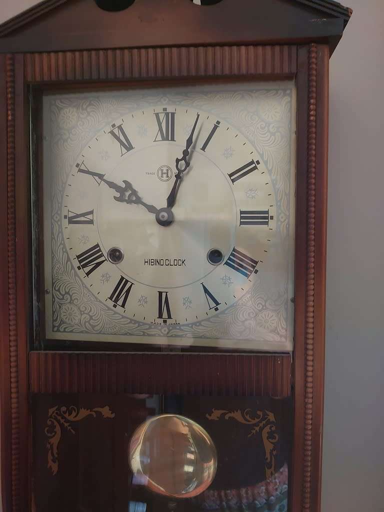Hibino wall hanging pendulum clock made in Japan 1940s Working