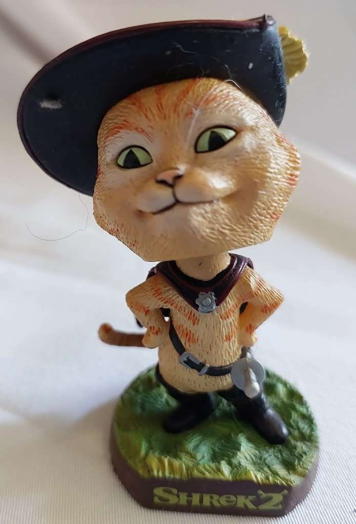 Shrek series Puss in Boots Bobblehead