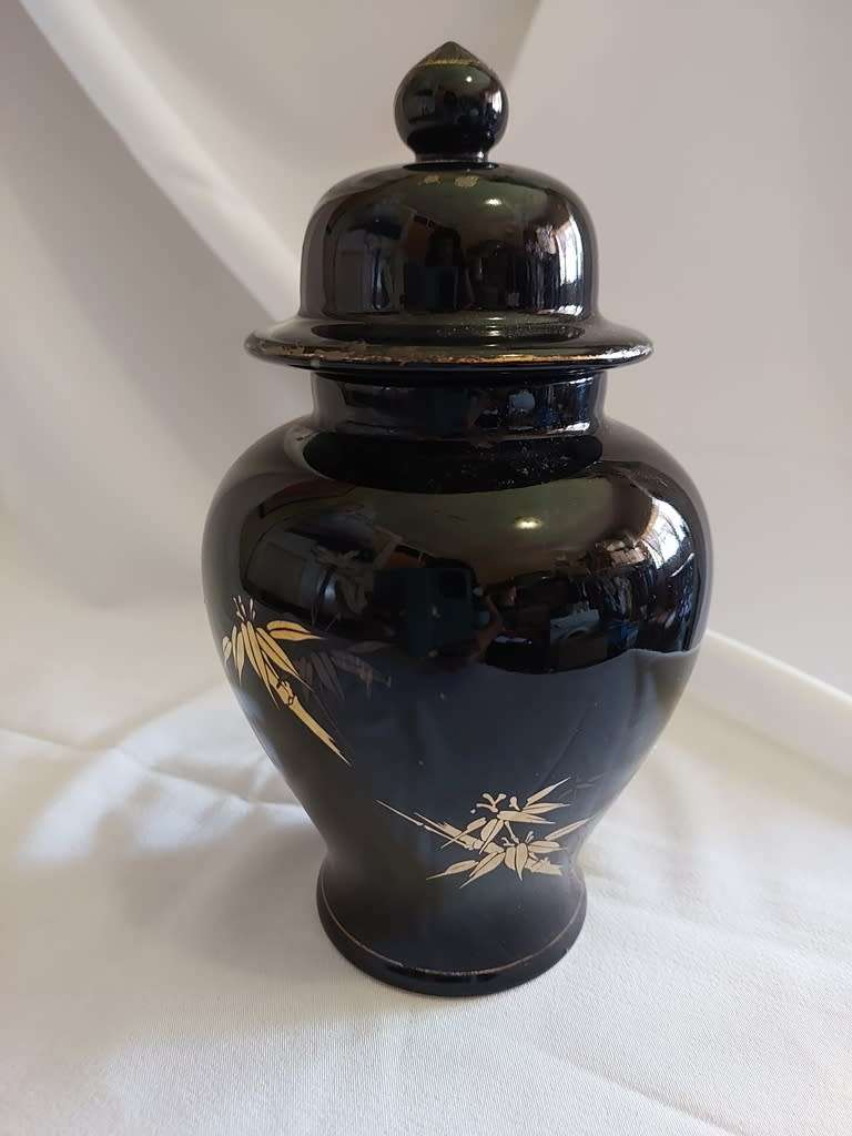 Black porcelain oriental ginger jar with lid