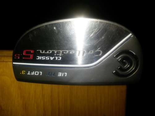 ***CLEVELAND CLASSIC CENTER SHAFT PUTTER***
