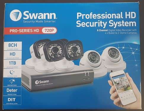Swann DVR 8ch 1580 - Including 6 Cameras T835 and T836 (155 x 380 x 310mm)