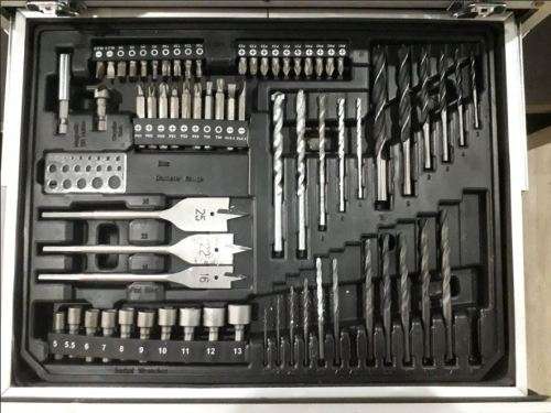 Makita HP457DWEX4 Cordless Impact Drill 18v Kit