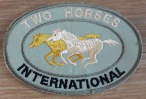 TWO HORSES INTERNATIONAL PATCH