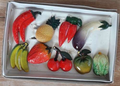 FRUIT AND VEG FRIDGE MAGNETS