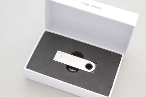 Ledger Nano S Cryptocurrency hardware wallet