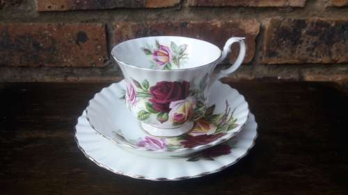 ROYAL ALBERT - Kings Ransom trio