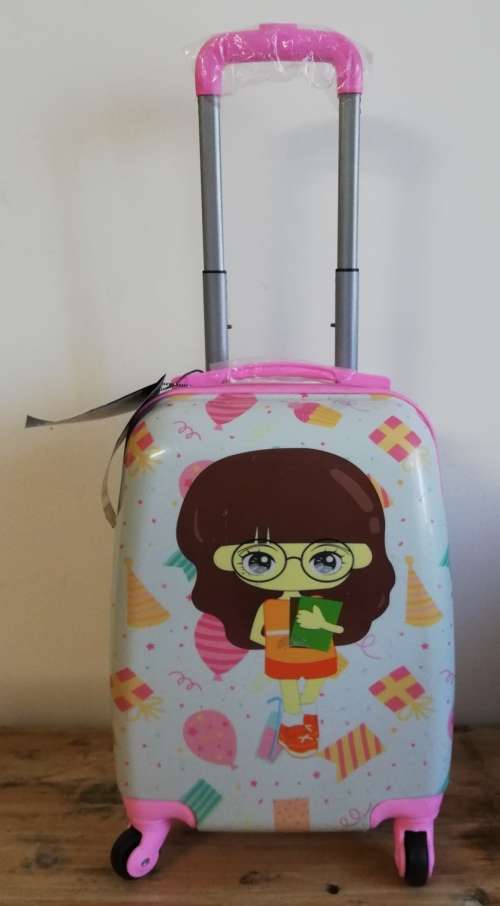 New!! Kiddies luggage suitcase