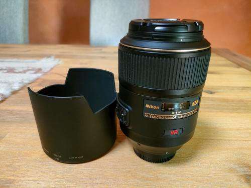 Nikon AF-S VR Micro-Nikkor 105mm f/2.8G IF-ED Lens