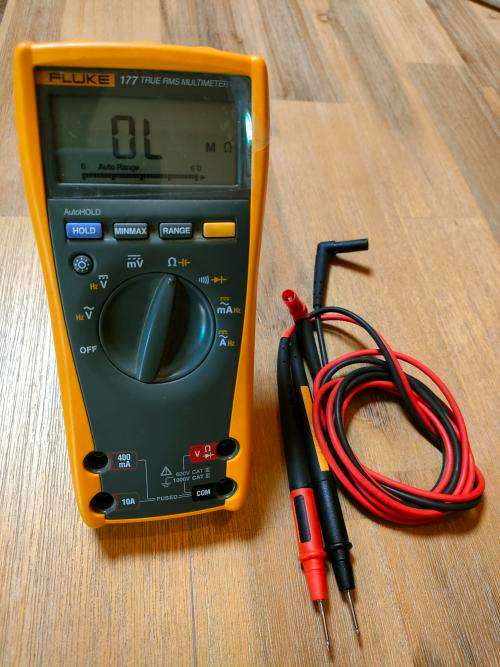 FLUKE 177 TRUE-RMS MULTIMETER WITH BACKLIGHT - LIKE NEW