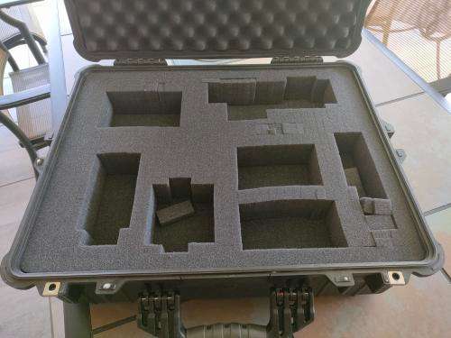 Pelican 1600 Protector Hard Case (Black) - with Foam