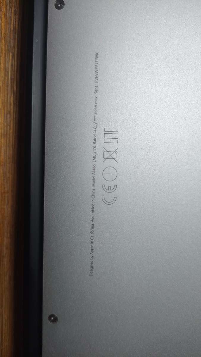 2017 MacBook Air 13.3-inch | Core i5 1.8GHz | 8GB RAM | 128GB SSD with ad 128gb SD card storage.